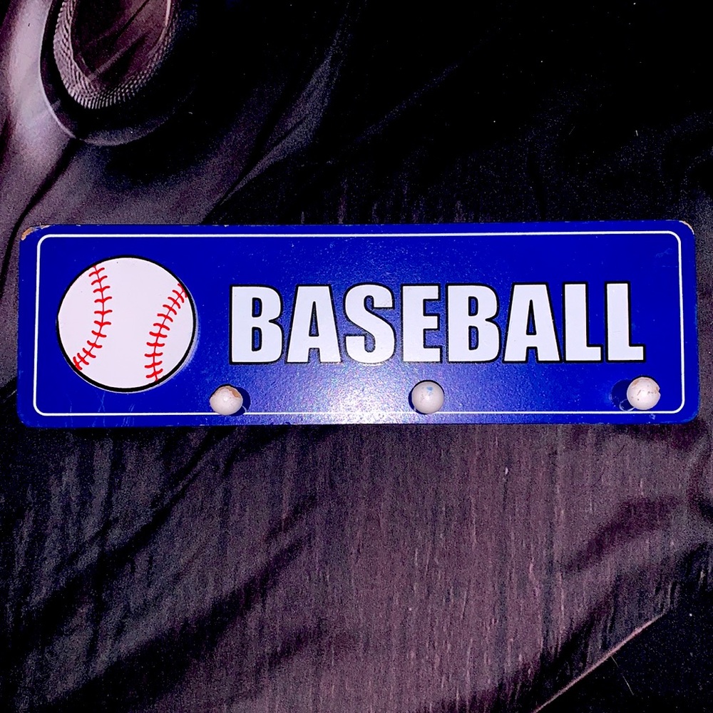Baseball decor with 3 hooks